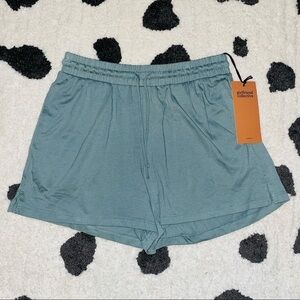 NEW Girlfriend Collective Snooze Short in Moonstone